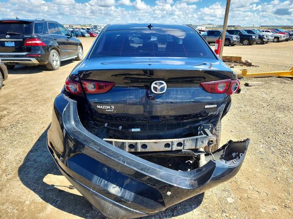 2019 MAZDA 3