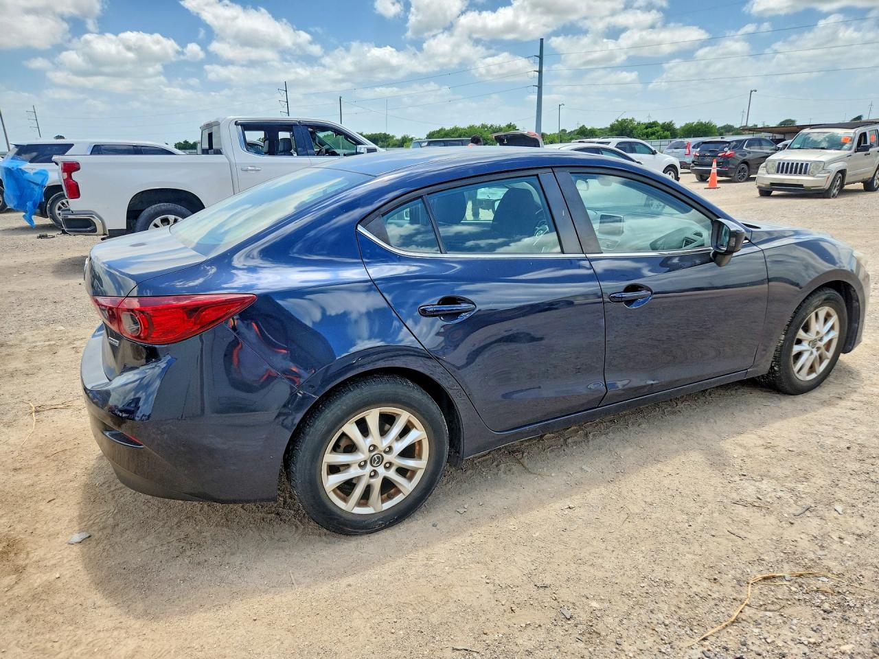 2016 MAZDA 3 Sport/GX