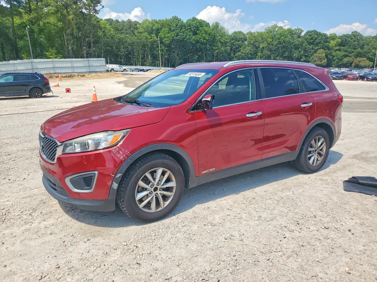 2016 KIA SORENTO L / LX