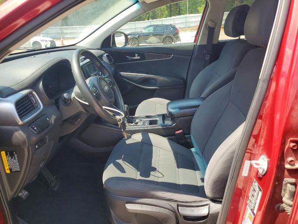 2016 KIA SORENTO L / LX