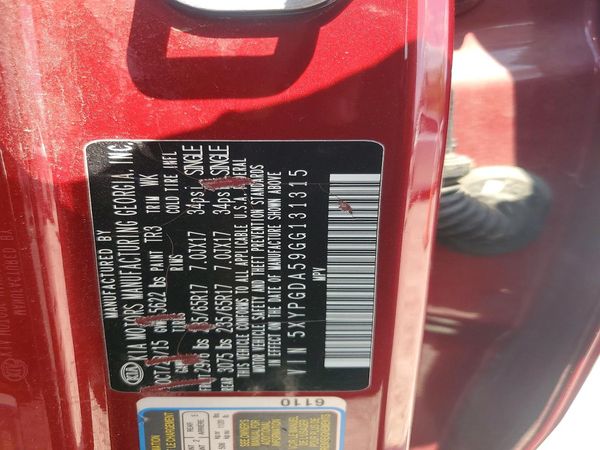 2016 KIA SORENTO L / LX