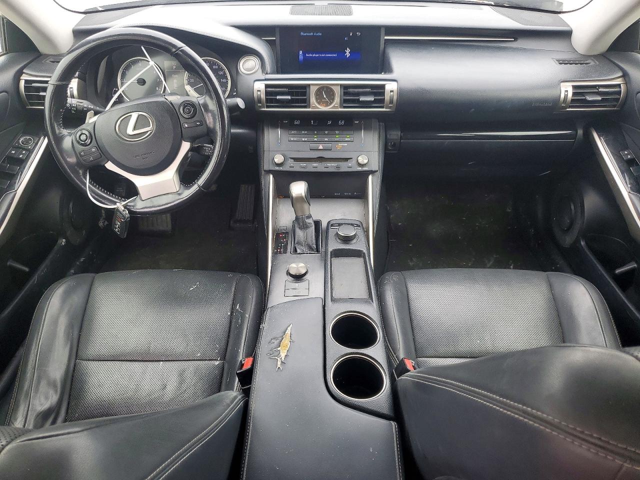 2016 LEXUS IS 200t