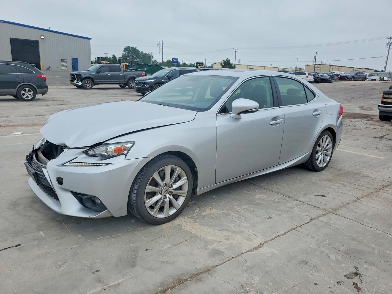 2016 LEXUS IS 200t