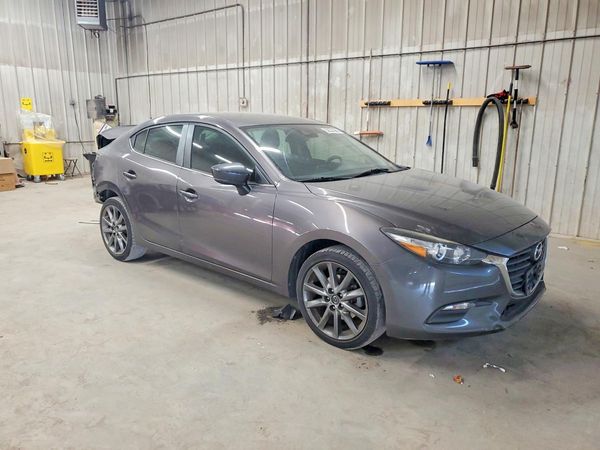 2018 MAZDA 3