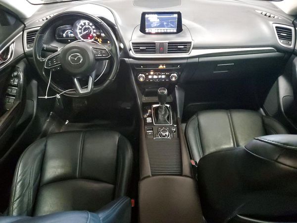 2018 MAZDA 3