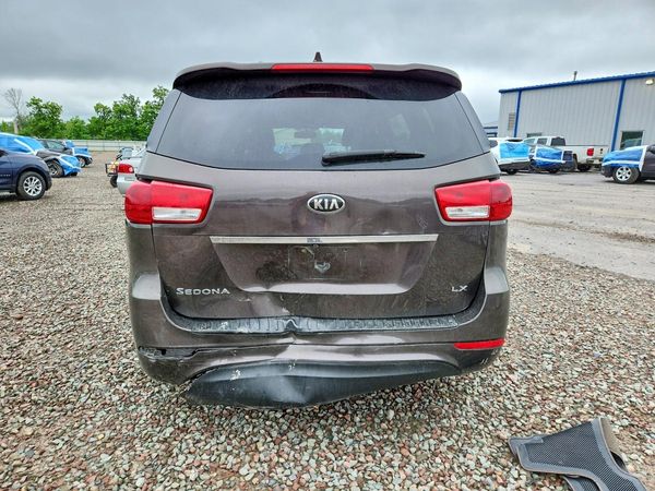 2018 KIA SEDONA LX