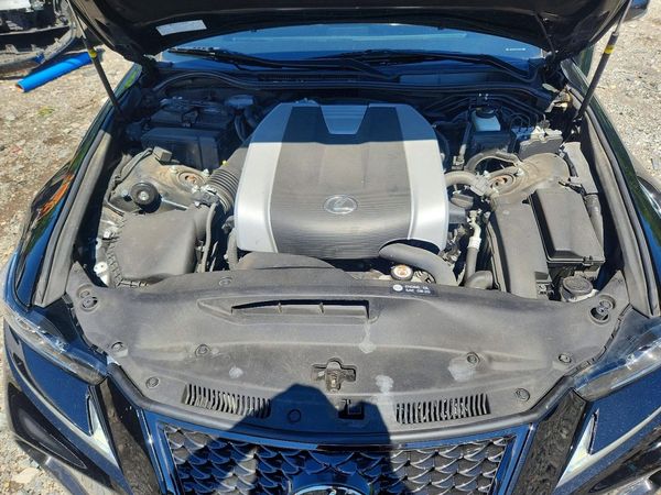 2018 LEXUS IS 300