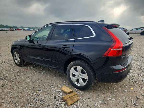 2022 VOLVO XC60