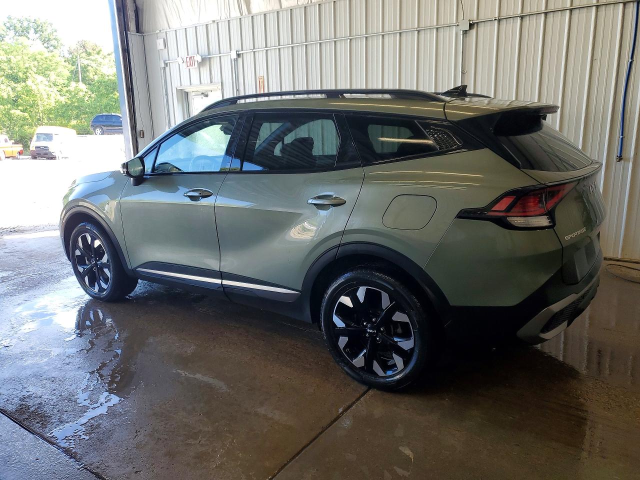 2023 KIA SPORTAGE X-LINE
