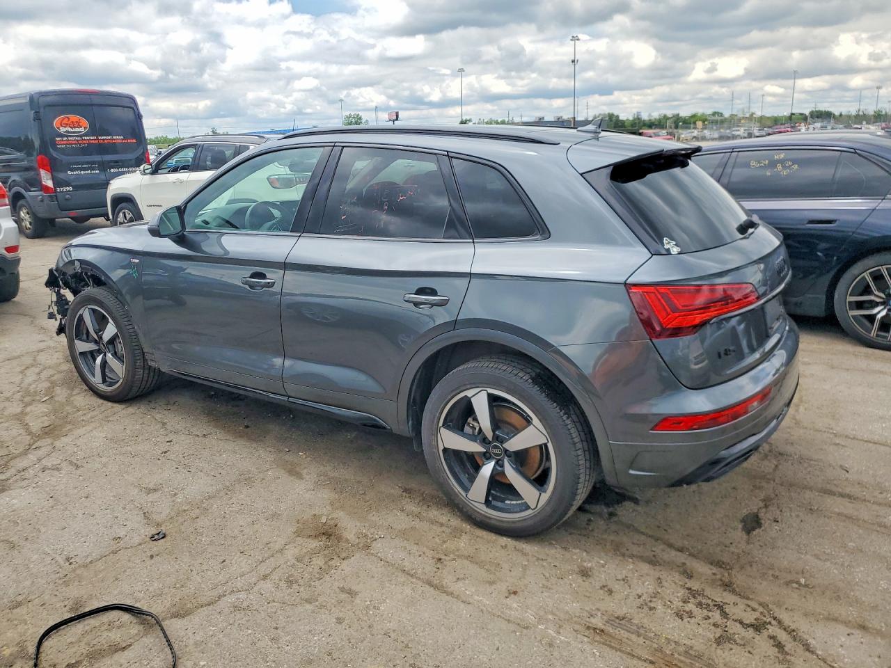 2023 AUDI Q5