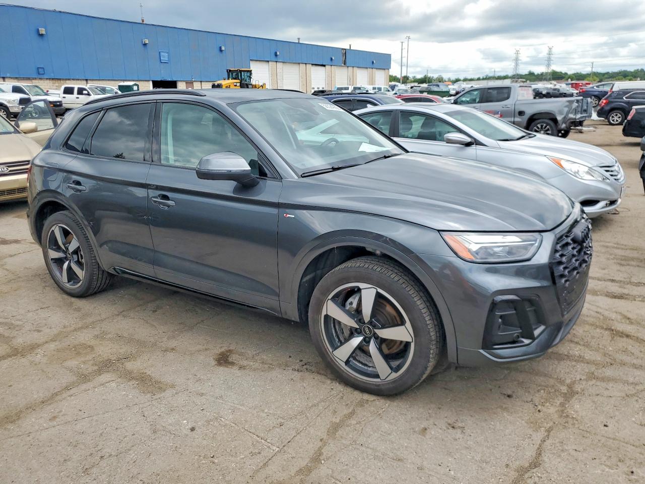 2023 AUDI Q5