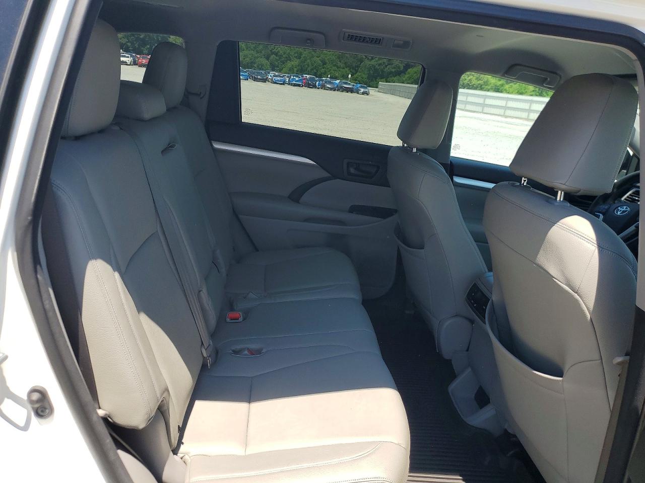 2016 TOYOTA HIGHLANDER Base/Hybrid