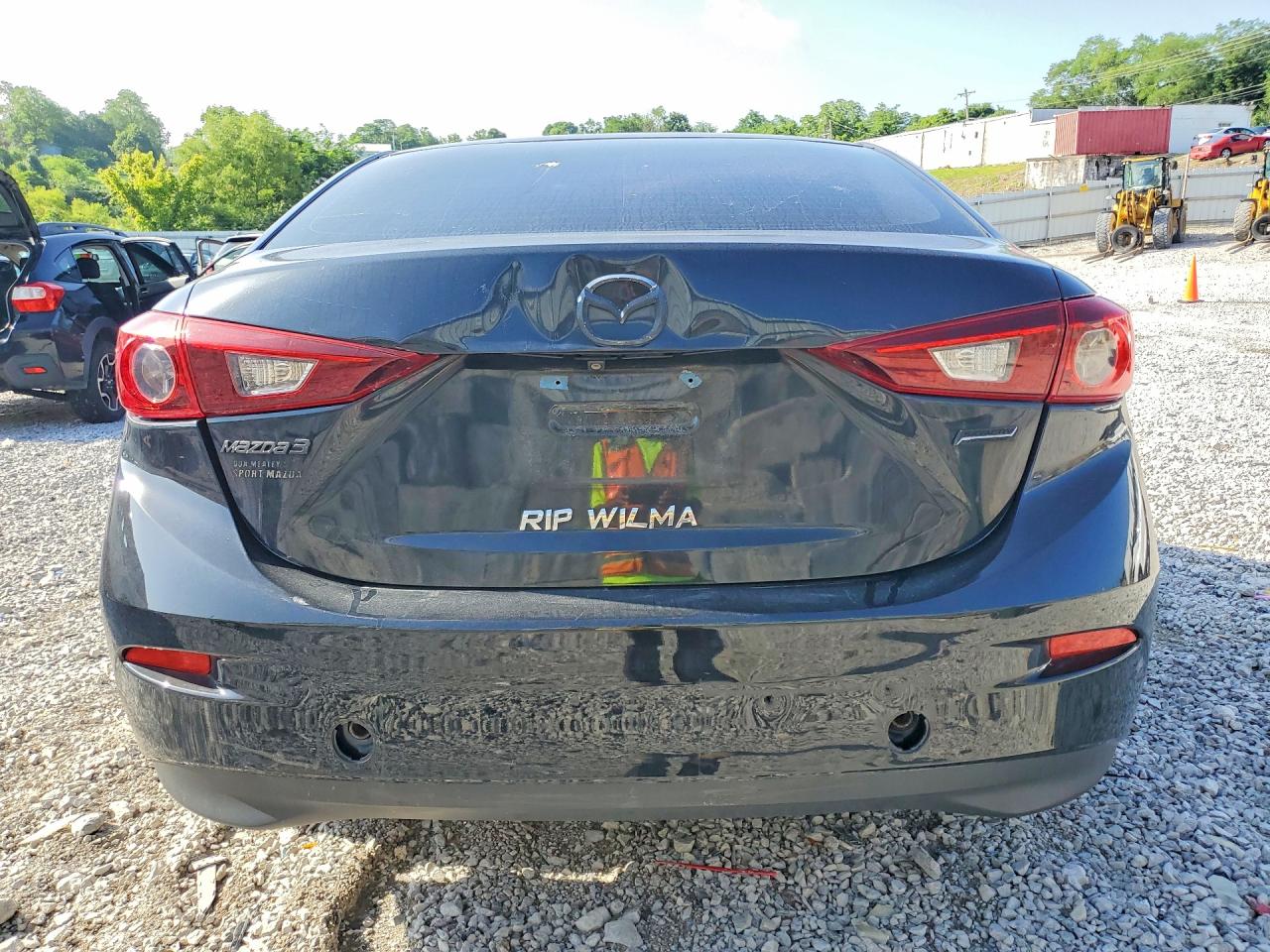 2016 MAZDA 3 SV/Base