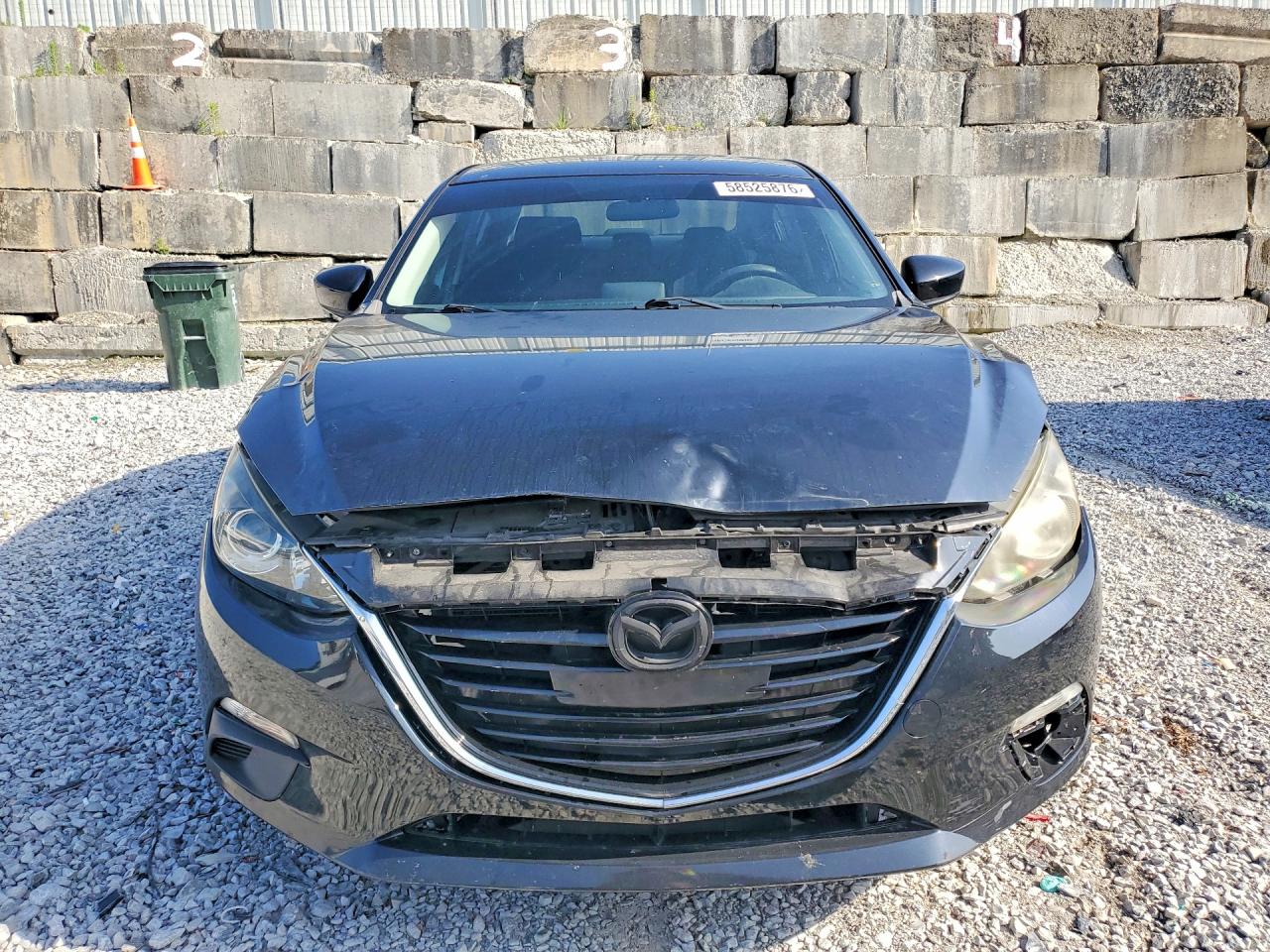 2016 MAZDA 3 SV/Base