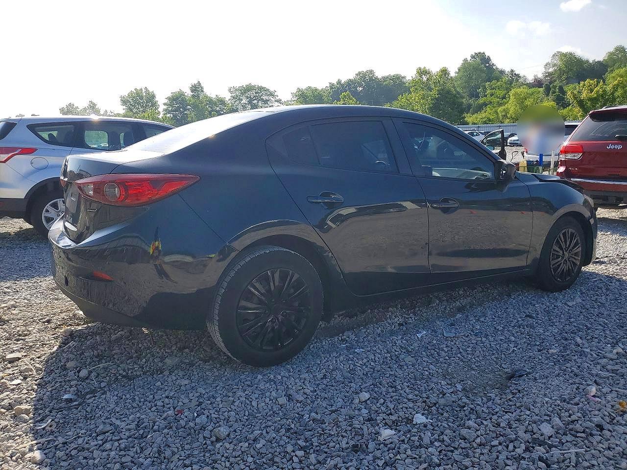 2016 MAZDA 3 SV/Base