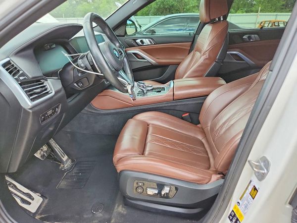 2021 BMW X6 xDrive40i