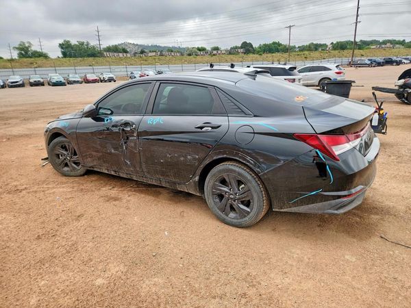 2021 HYUNDAI ELANTRA