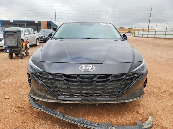 2021 HYUNDAI ELANTRA