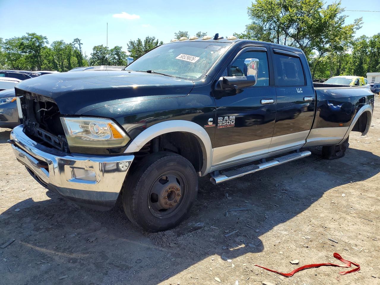2015 RAM 3500 Laramie — Front 3/4