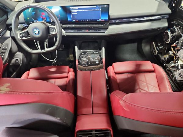2025 BMW ALL OTHER xDrive40 — CKPT