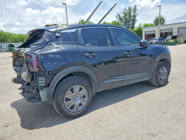 2025 NISSAN KICKS S