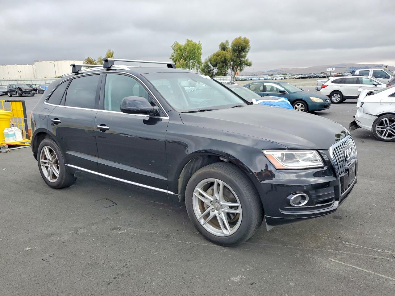 2017 AUDI Q5 quattro Premium