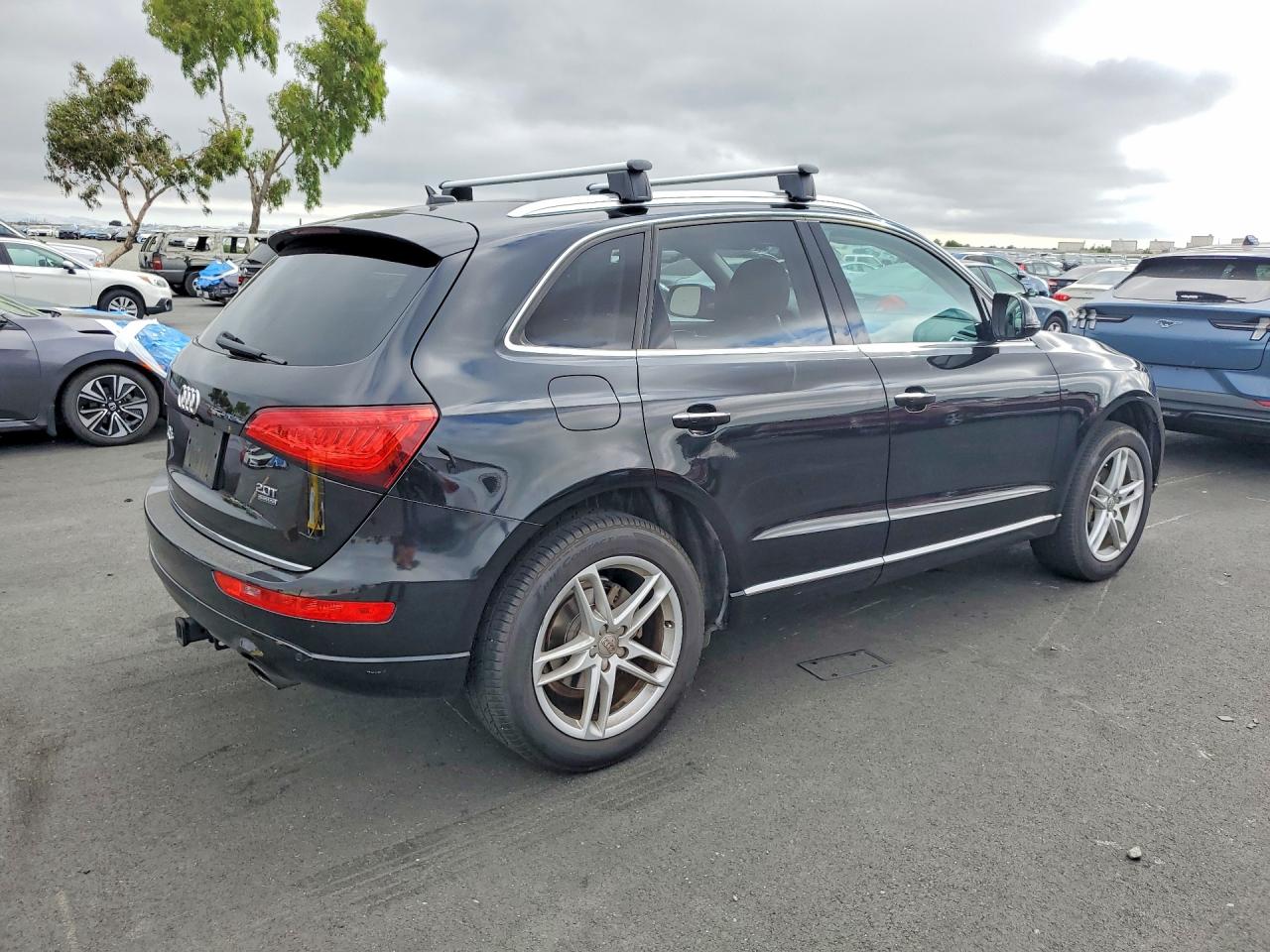 2017 AUDI Q5 quattro Premium