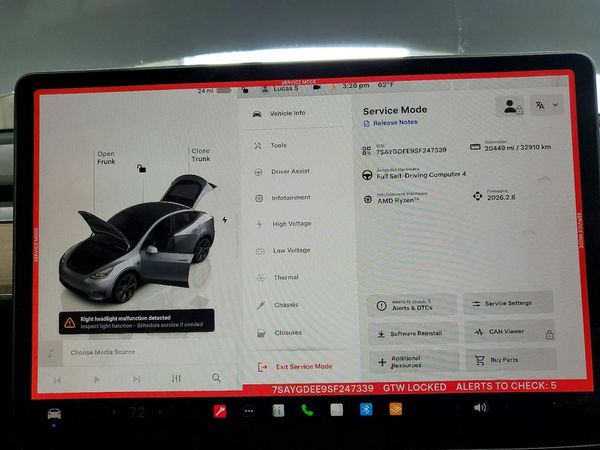 2025 TESLA Y