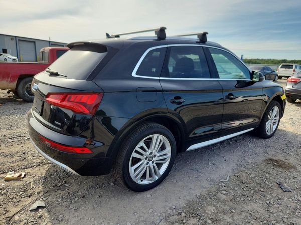 2019 AUDI Q5 quattro Premium Plus