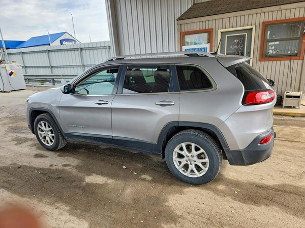 2016 JEEP CHEROKEE LATITUDE 4X4
