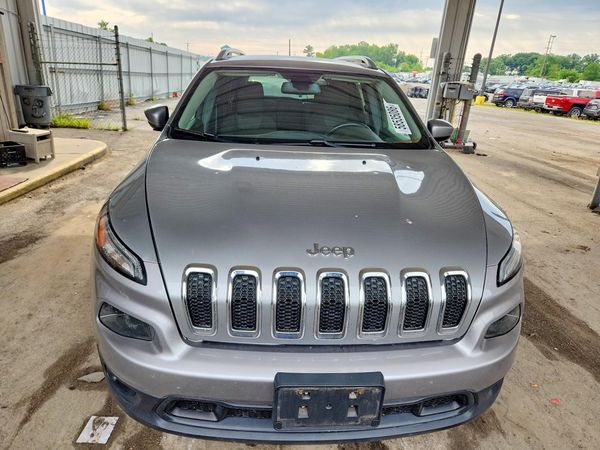 2016 JEEP CHEROKEE LATITUDE 4X4