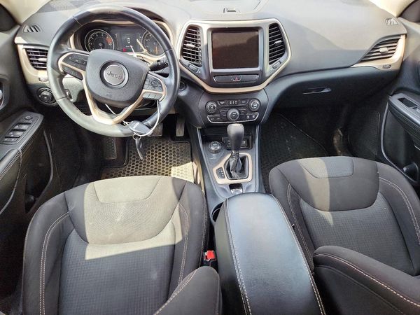 2016 JEEP CHEROKEE LATITUDE 4X4
