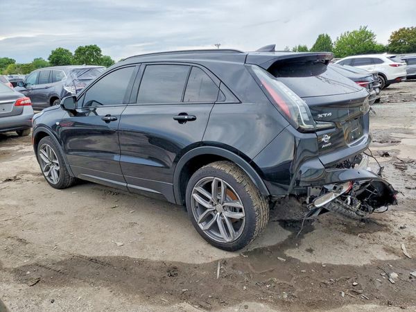2019 CADILLAC XT4 Sport