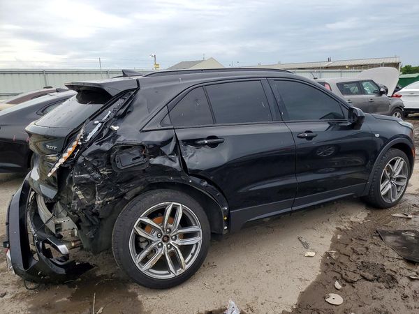 2019 CADILLAC XT4 Sport