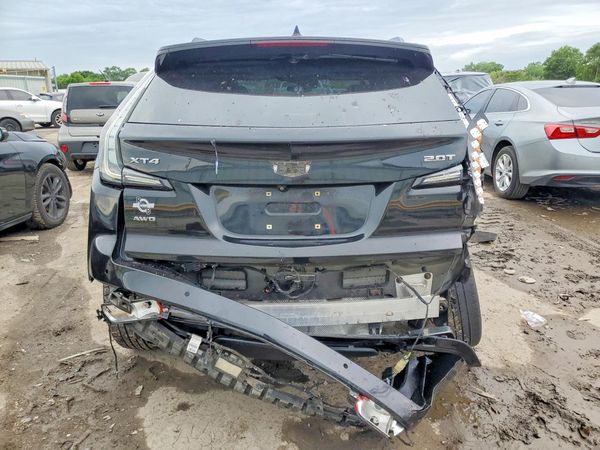 2019 CADILLAC XT4 Sport