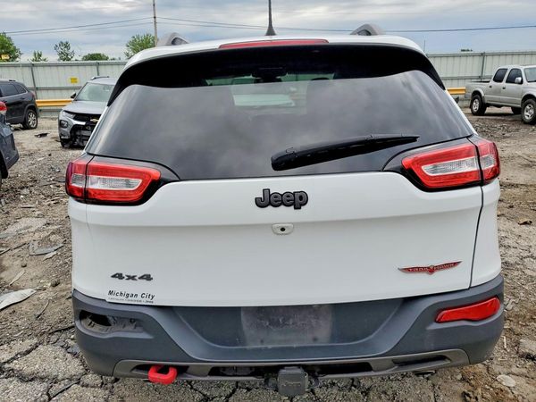 2016 JEEP CHEROKEE TRAILHAWK 4X4