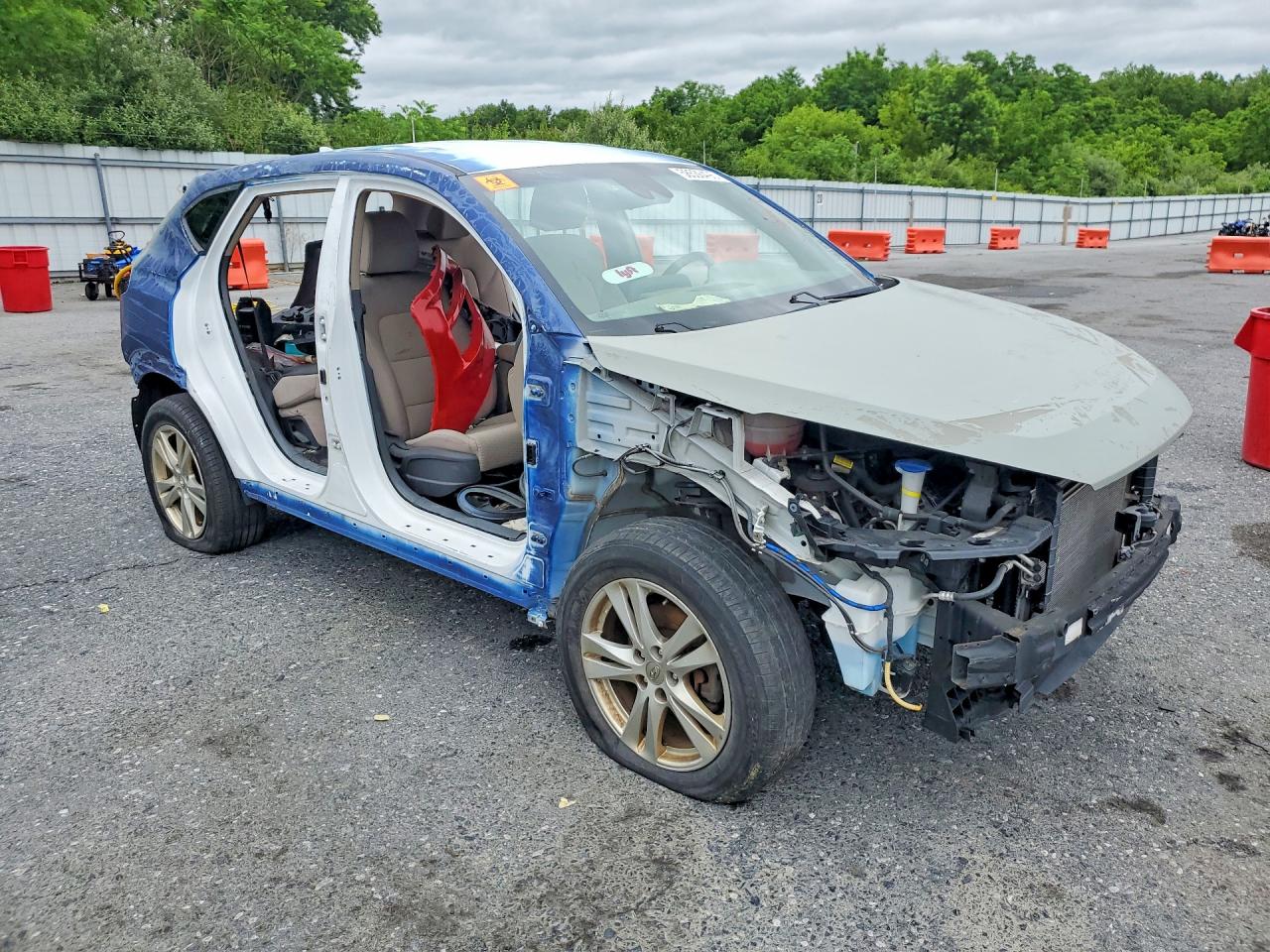 2021 HYUNDAI TUCSON SE