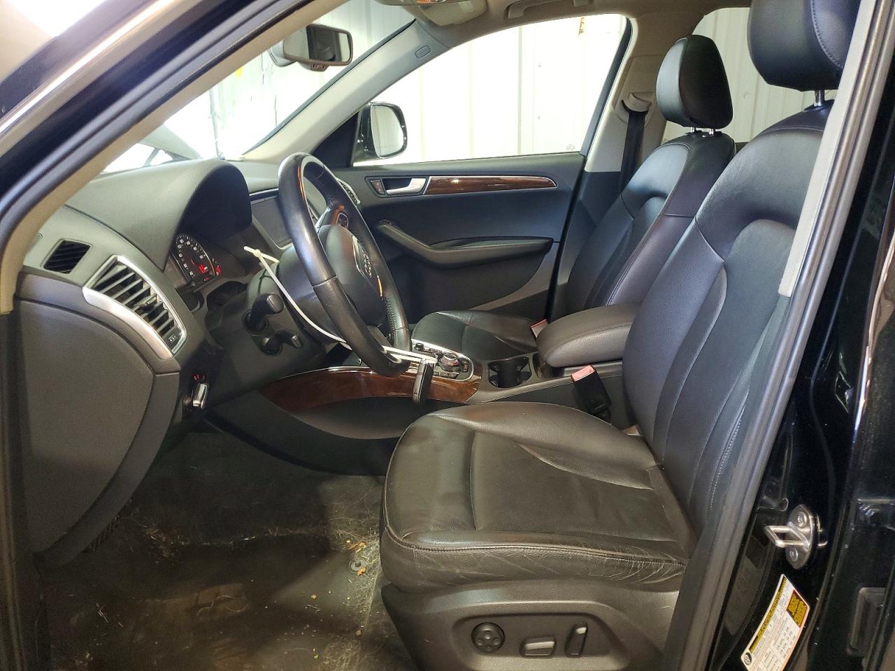 2012 AUDI Q5 Premium Plus