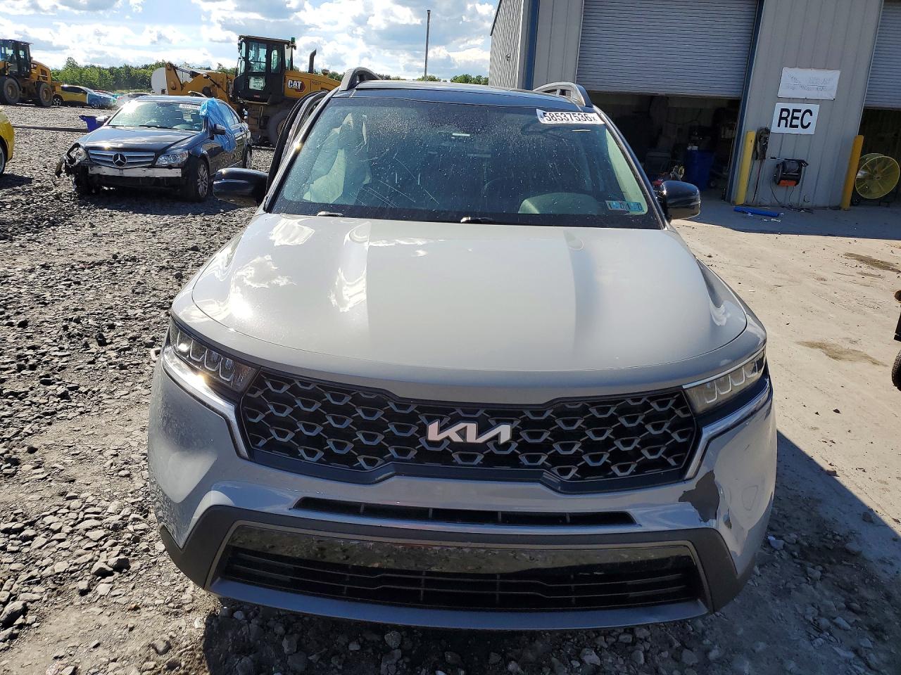 2023 KIA SORENTO S
