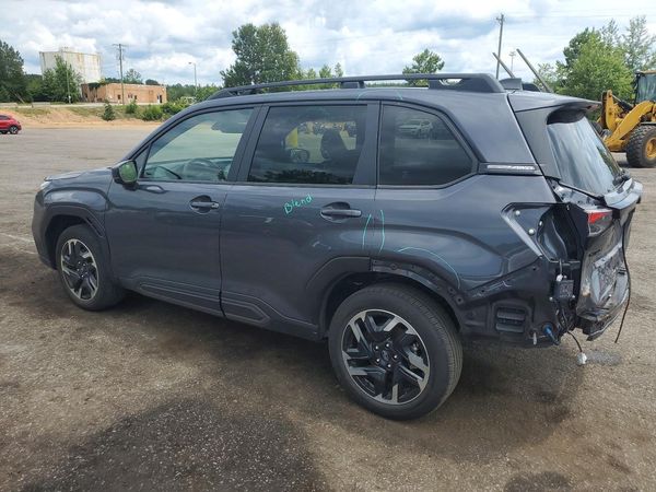 2025 SUBARU FORESTER Limited