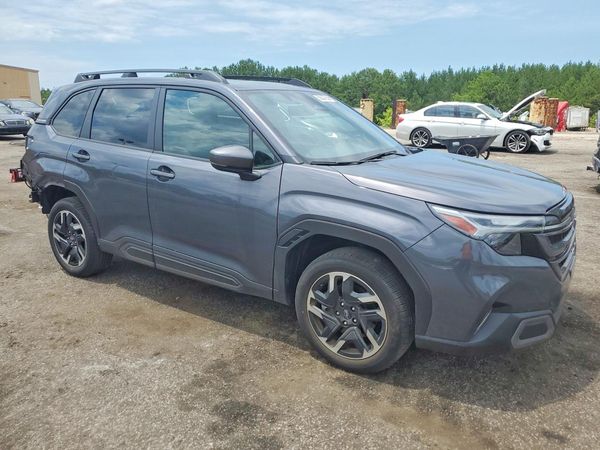 2025 SUBARU FORESTER Limited