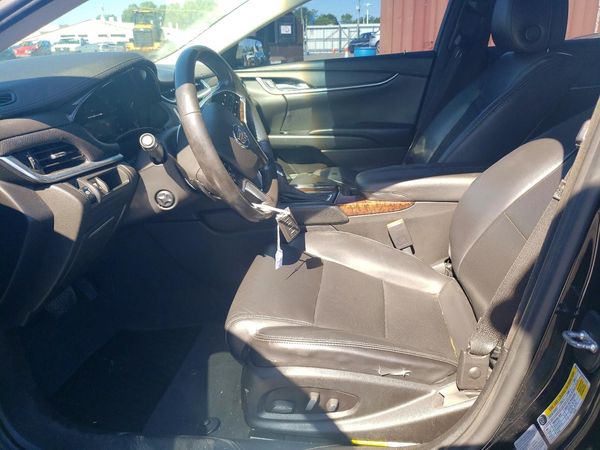 2013 CADILLAC XTS Base