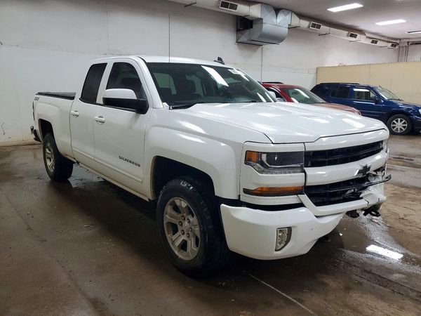 2018 CHEVROLET SILVERADO LT