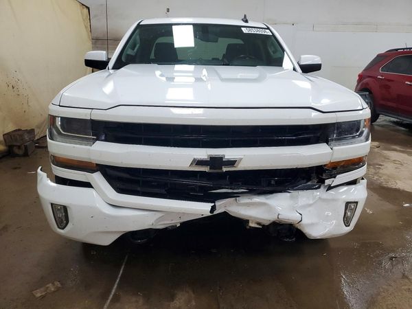 2018 CHEVROLET SILVERADO LT