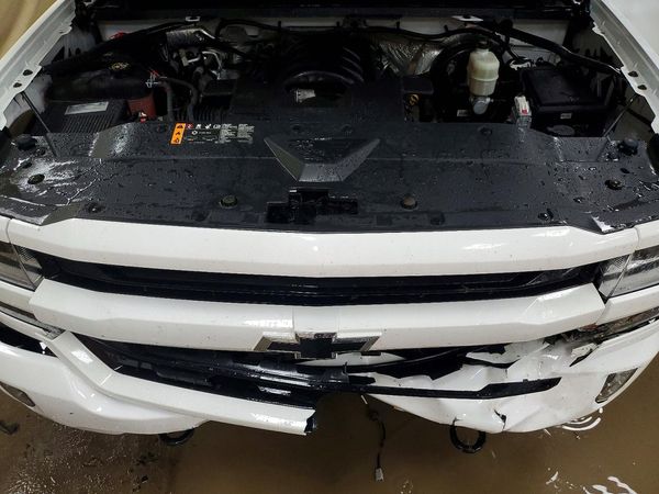 2018 CHEVROLET SILVERADO LT