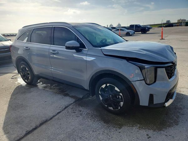 2025 KIA SORENTO