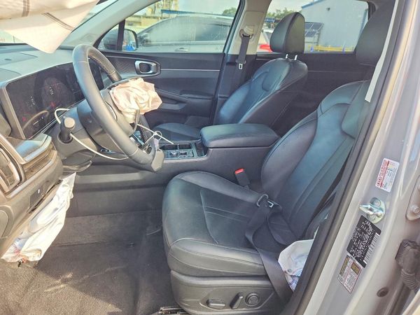 2025 KIA SORENTO