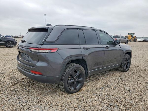 2022 JEEP GRAND CHEROKEE LAREDO 4X2