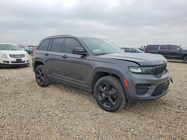 2022 JEEP GRAND CHEROKEE LAREDO 4X2