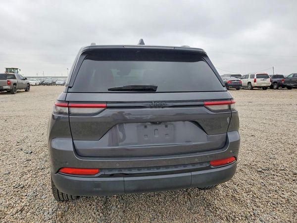 2022 JEEP GRAND CHEROKEE LAREDO 4X2
